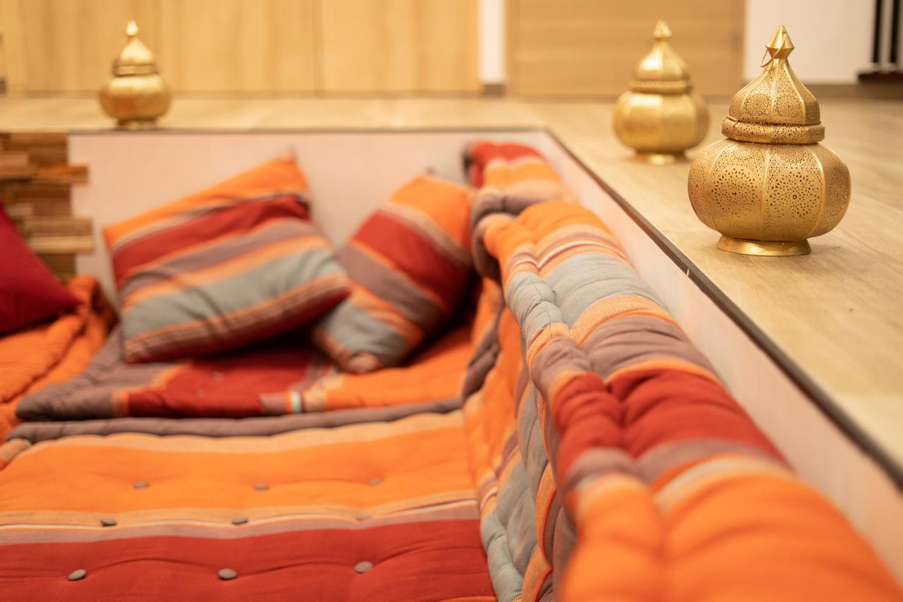 Capsule Marrakech I Chicha I Sauna I Balneo I Console Ps5 I Cinema Trith-Saint-Leger Buitenkant foto