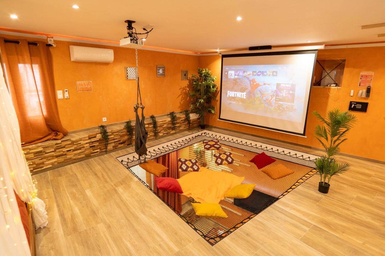 Capsule Marrakech I Chicha I Sauna I Balneo I Console Ps5 I Cinema Trith-Saint-Leger Buitenkant foto