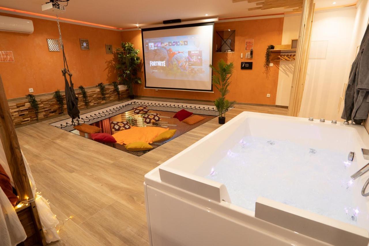 Capsule Marrakech I Chicha I Sauna I Balneo I Console Ps5 I Cinema Trith-Saint-Leger Buitenkant foto