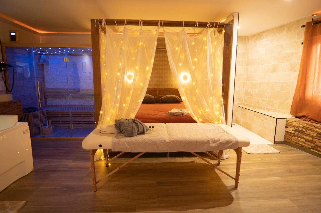 Capsule Marrakech I Chicha I Sauna I Balneo I Console Ps5 I Cinema Trith-Saint-Leger Buitenkant foto